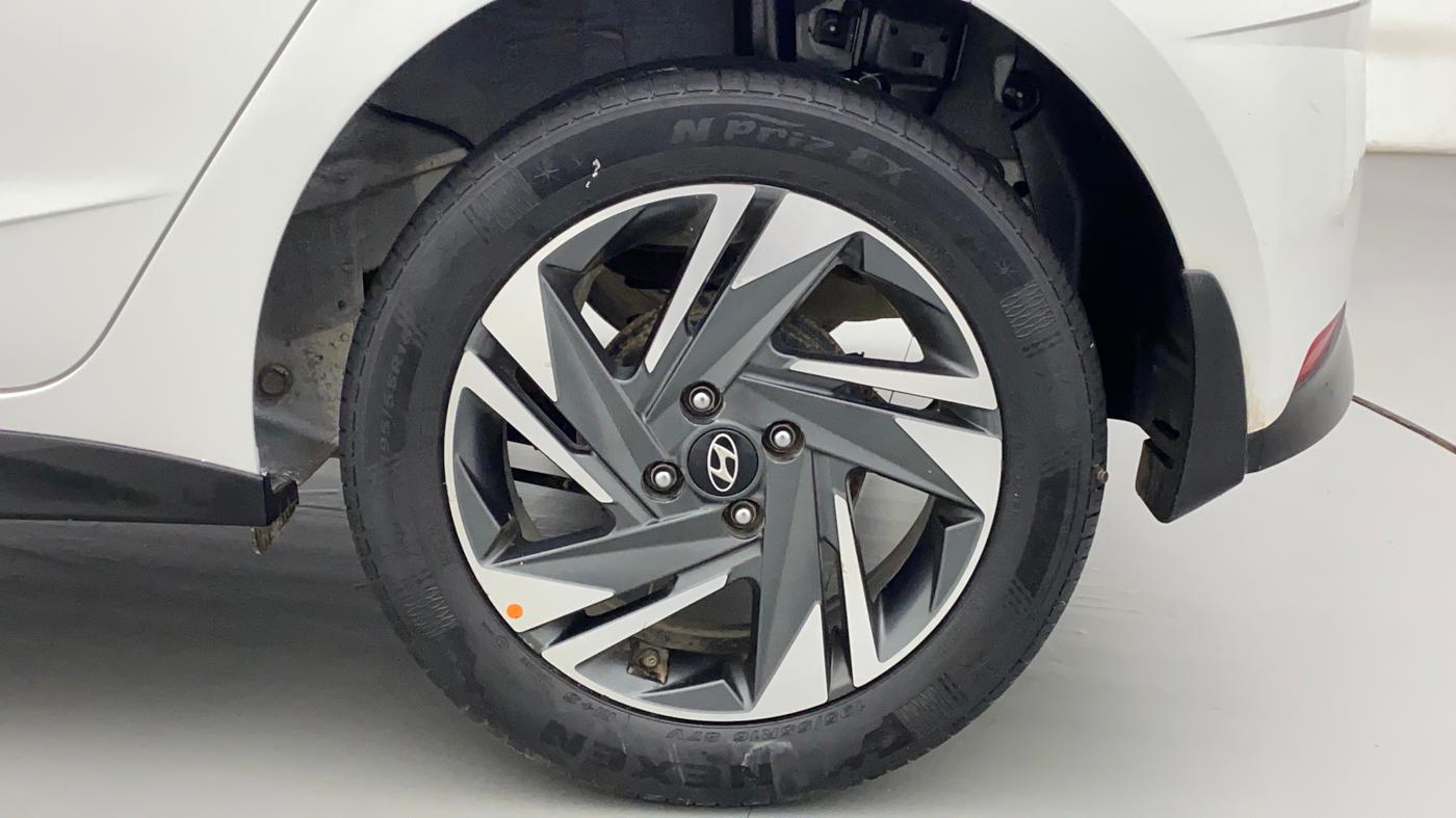2021 Hyundai NEW I20 ASTA 1.2 MT, Petrol, Manual, 41,402 km, Left Rear Wheel