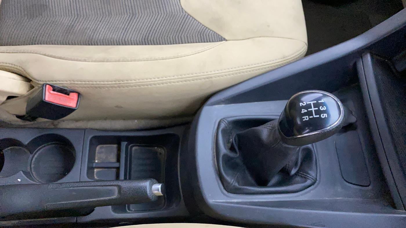 2018 Ford Figo Aspire TITANIUM 1.2 PETROL, Petrol, Manual, 61,440 km, Gear Lever
