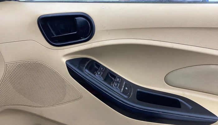 2018 Ford Figo Aspire TITANIUM 1.2 PETROL, Petrol, Manual, 61,125 km, Driver Side Door Panels Control