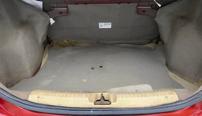 2018 Ford Figo Aspire TITANIUM 1.2 PETROL, Petrol, Manual, 61,125 km, Boot Inside