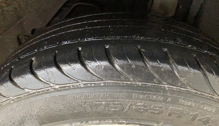 2018 Ford Figo Aspire TITANIUM 1.2 PETROL, Petrol, Manual, 61,125 km, Left Rear Tyre Tread