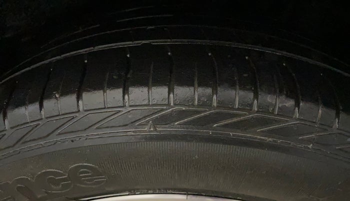 2020 Tata NEXON XZ PLUS PETROL, Petrol, Manual, 98,731 km, Left Rear Tyre Tread