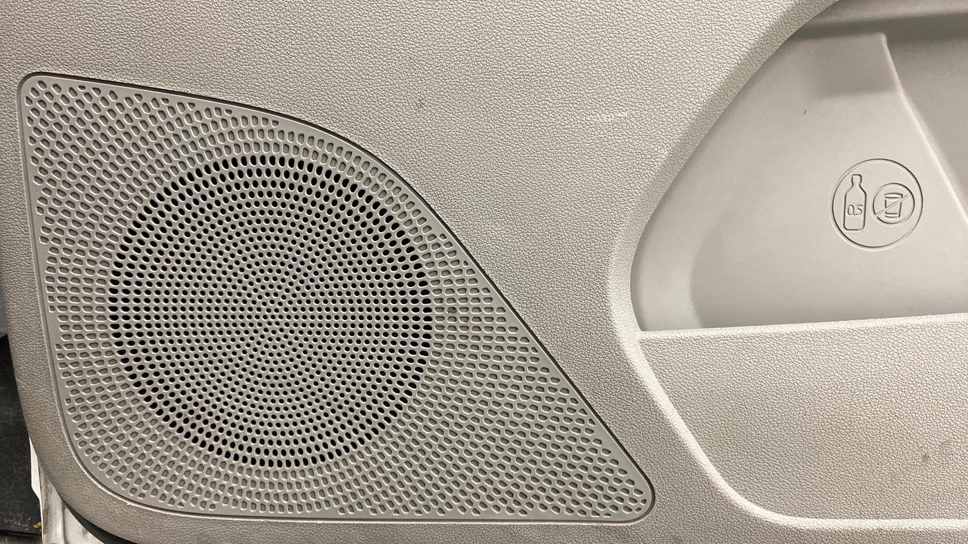 2017 Tata Tiago XZA PETROL, Petrol, Automatic, 86,495 km, Speaker