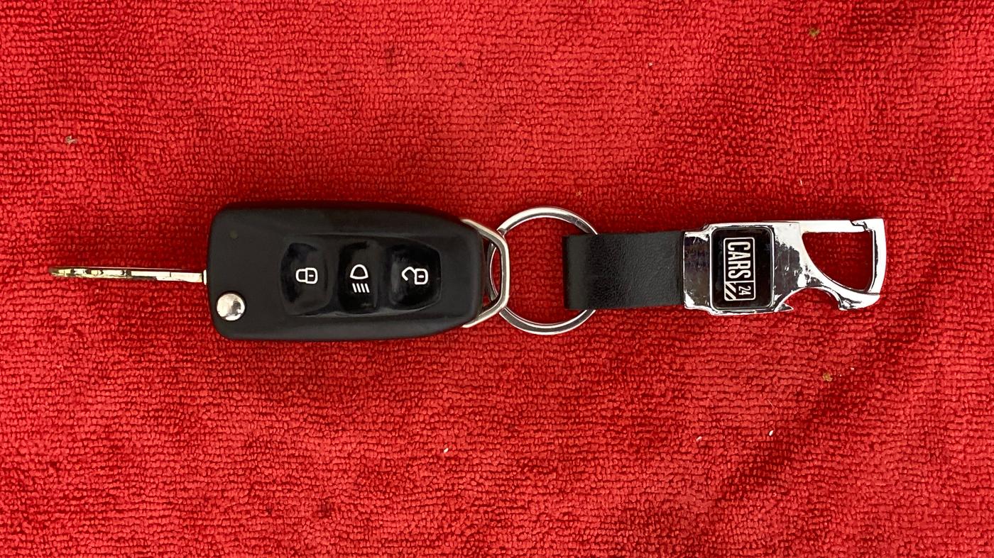 2017 Tata Tiago XZA PETROL, Petrol, Automatic, 86,495 km, Key Close Up