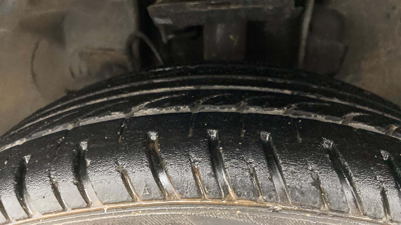 2017 Tata Tiago XZA PETROL, Petrol, Automatic, 86,495 km, Left Front Tyre Tread