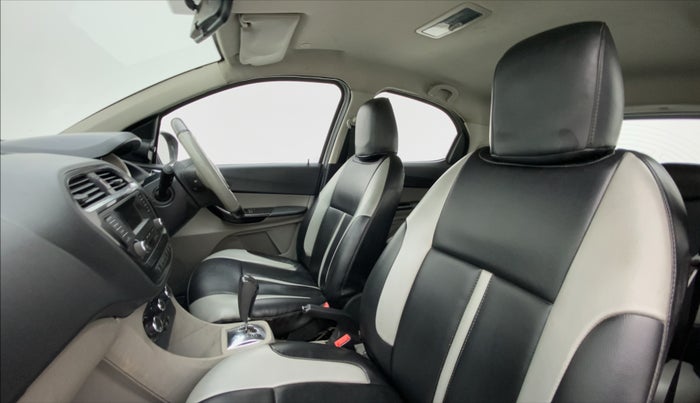 2017 Tata Tiago XZA PETROL, Petrol, Automatic, 86,495 km, Right Side Front Door Cabin