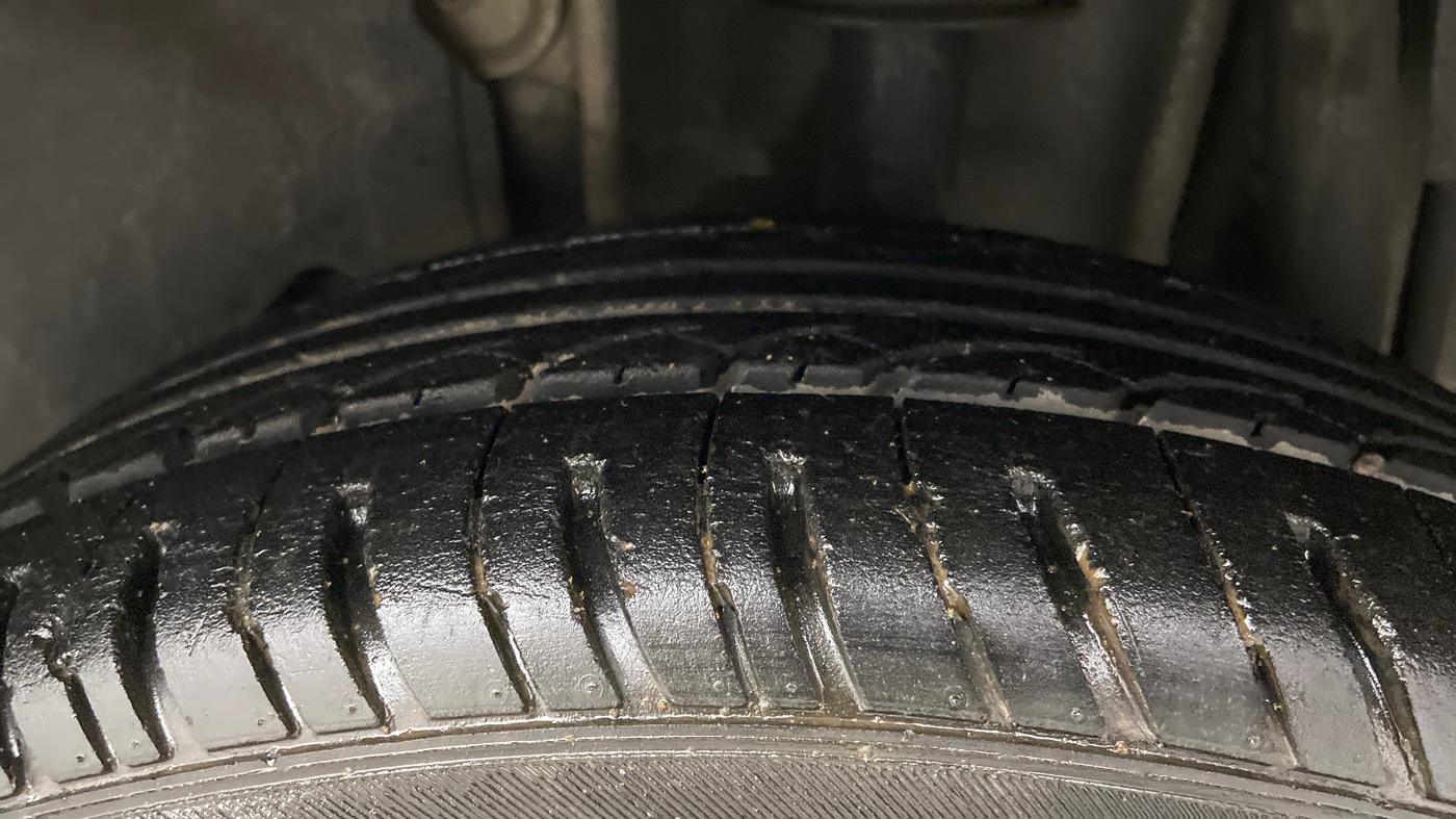 2017 Tata Tiago XZA PETROL, Petrol, Automatic, 86,495 km, Left Rear Tyre Tread