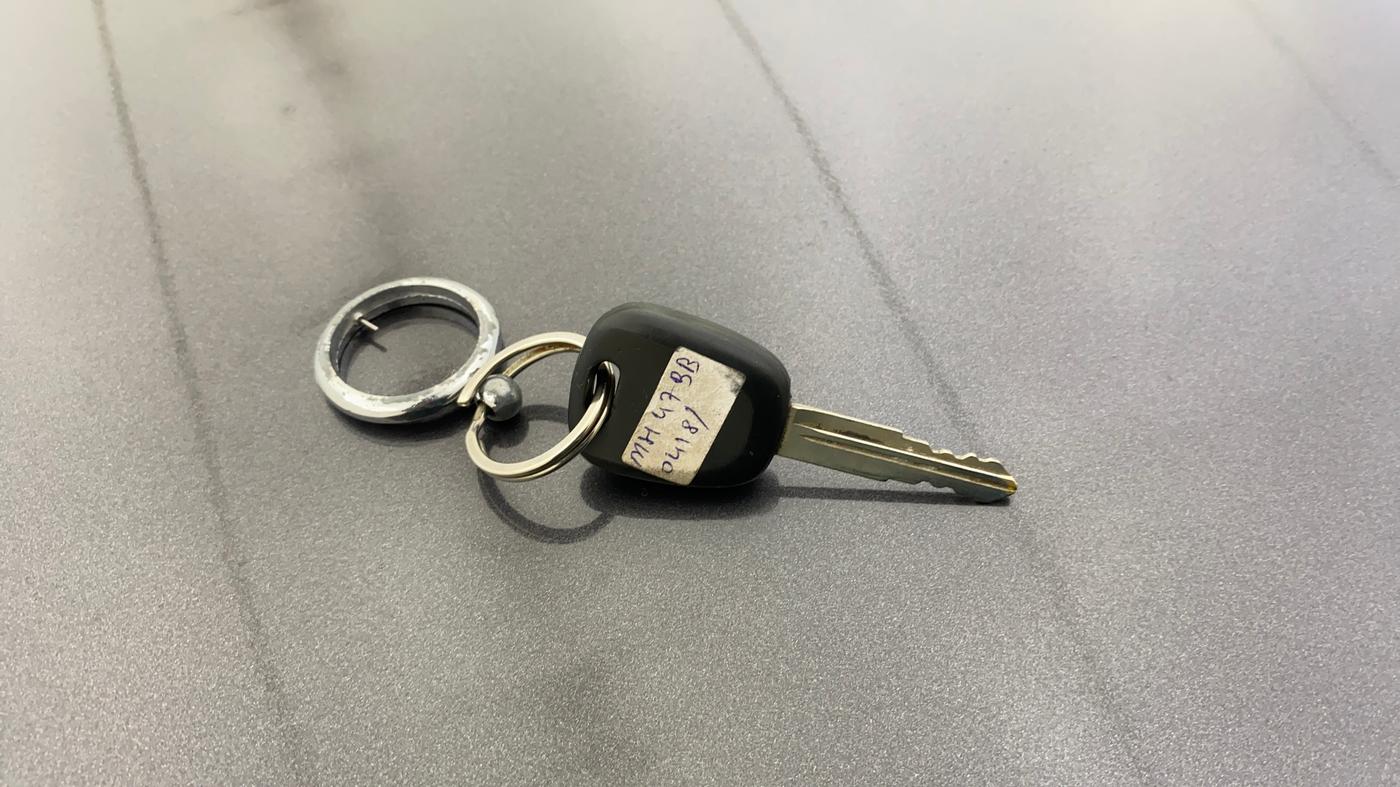 2021 Maruti Alto LXI OPT CNG, CNG, Manual, 19,200 km, Key Close Up