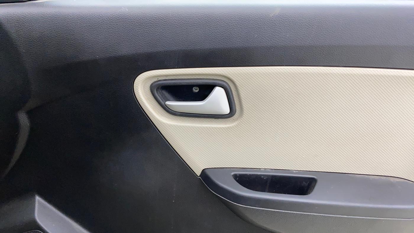 2021 Maruti Alto LXI OPT CNG, CNG, Manual, 19,200 km, Driver Side Door Panels Control