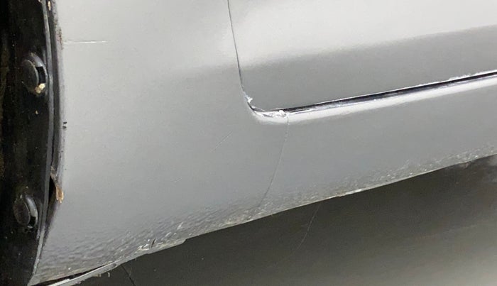 2014 Maruti Swift Dzire VDI, Diesel, Manual, 1,22,688 km, Left running board - Slight discoloration