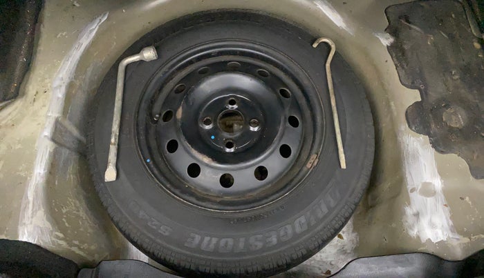 2014 Maruti Swift Dzire VDI, Diesel, Manual, 1,22,688 km, Dicky (Boot door) - Jack missing