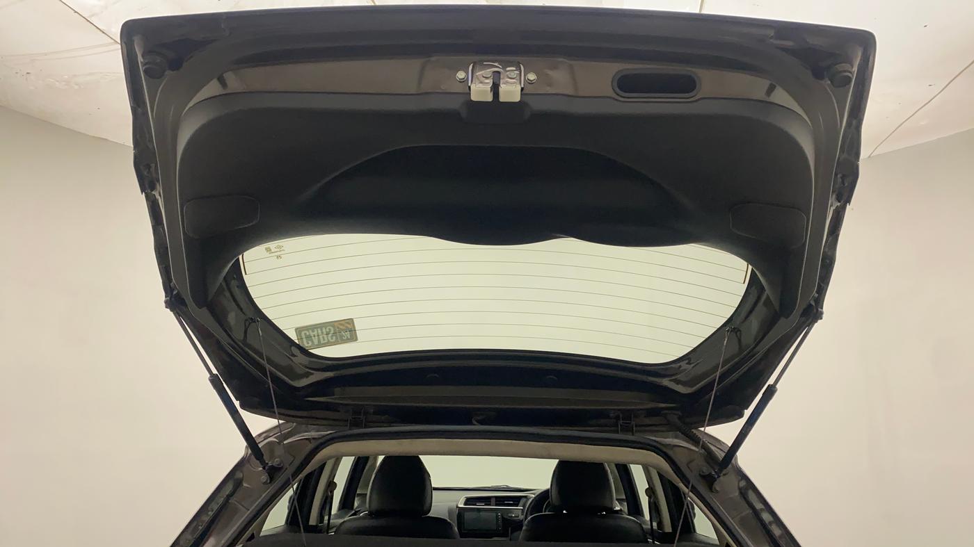 2020 Honda WR-V 1.2L I-VTEC VX MT, Petrol, Manual, 42,897 km, Boot Door Open