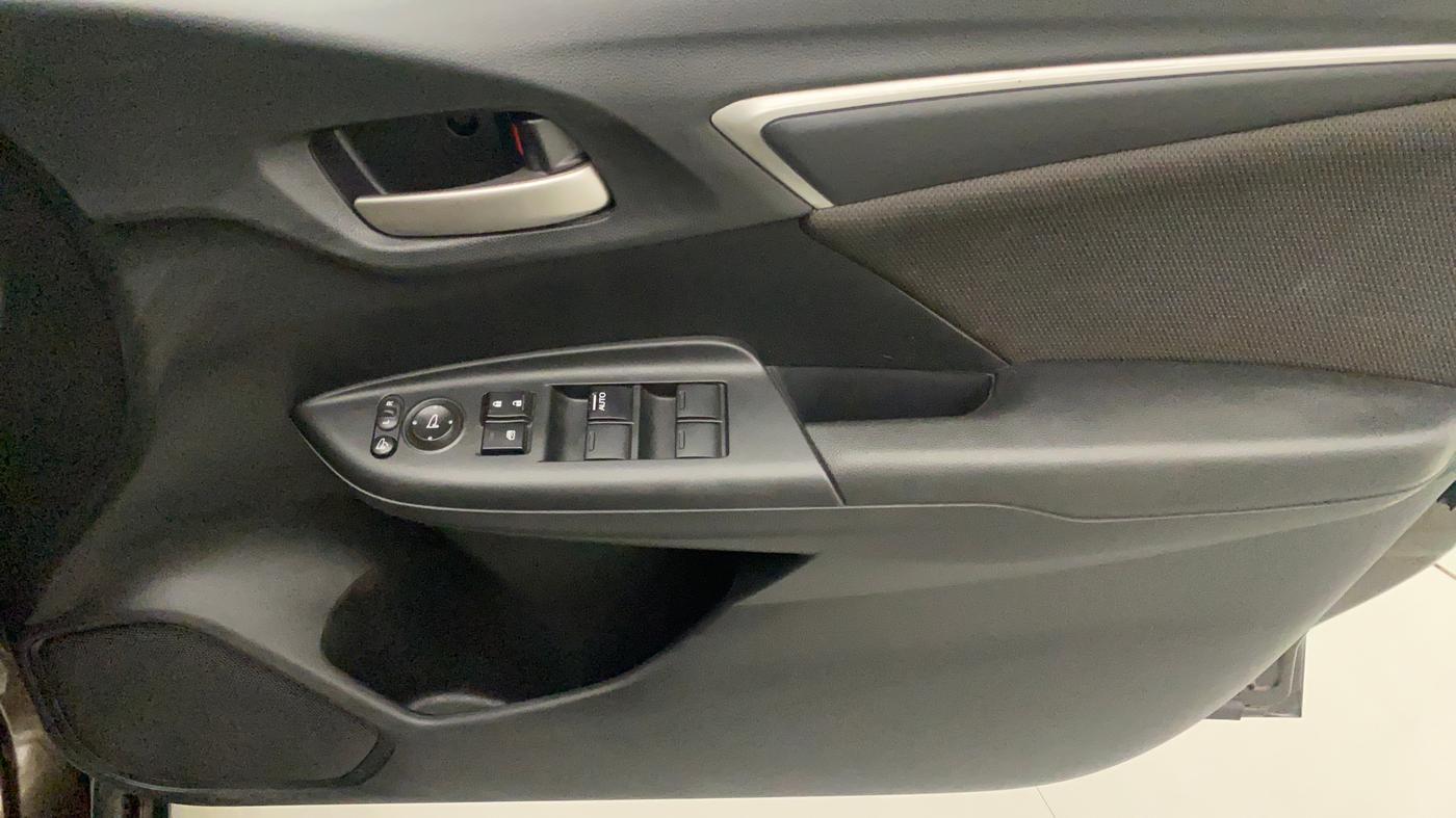 2020 Honda WR-V 1.2L I-VTEC VX MT, Petrol, Manual, 42,897 km, Driver Side Door Panels Control