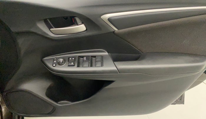 2020 Honda WR-V 1.2L I-VTEC VX MT, Petrol, Manual, 42,897 km, Driver Side Door Panels Control