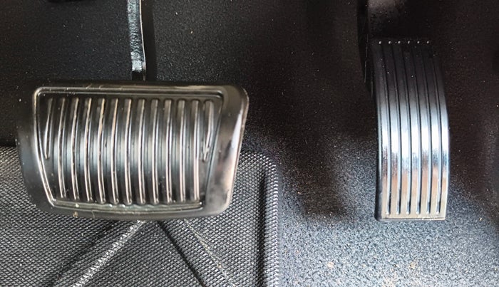 2023 Hyundai VENUE SX (O) 1.0 TURBO DCT, Petrol, Automatic, 34,178 km, Pedals