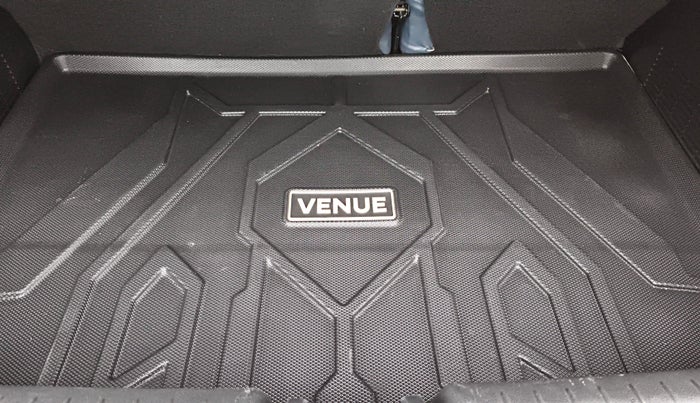 2023 Hyundai VENUE SX (O) 1.0 TURBO DCT, Petrol, Automatic, 34,178 km, Boot Inside