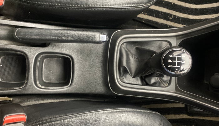 2018 Maruti S Cross ZETA 1.3, Diesel, Manual, 71,934 km, Gear Lever