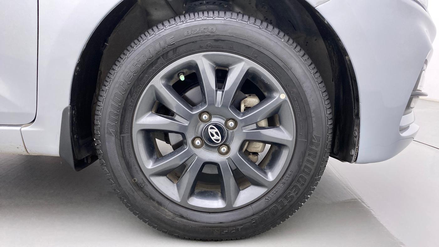 2019 Hyundai Elite i20 SPORTZ PLUS 1.2, Petrol, Manual, 22,205 km, Right Front Wheel