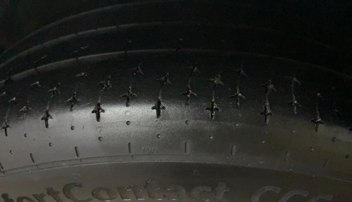 2013 Hyundai i20 SPORTZ 1.2, Petrol, Manual, 54,961 km, Left Front Tyre Tread