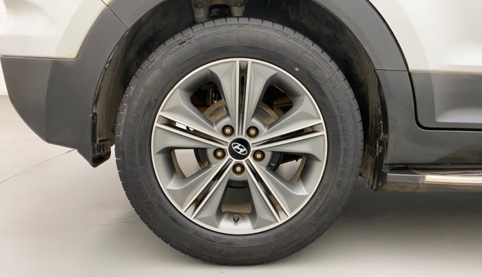 2017 Hyundai Creta SX PLUS AT 1.6 PETROL, Petrol, Automatic, 55,620 km, Right Rear Wheel