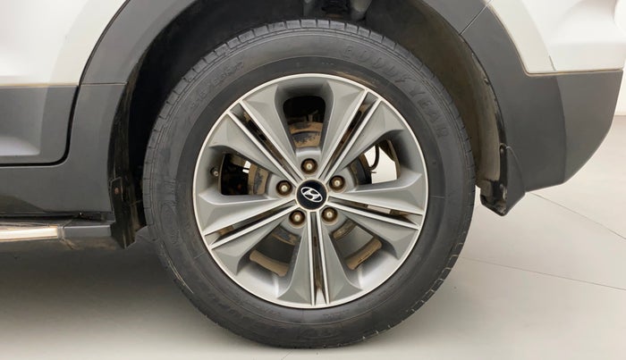 2017 Hyundai Creta SX PLUS AT 1.6 PETROL, Petrol, Automatic, 55,620 km, Left Rear Wheel