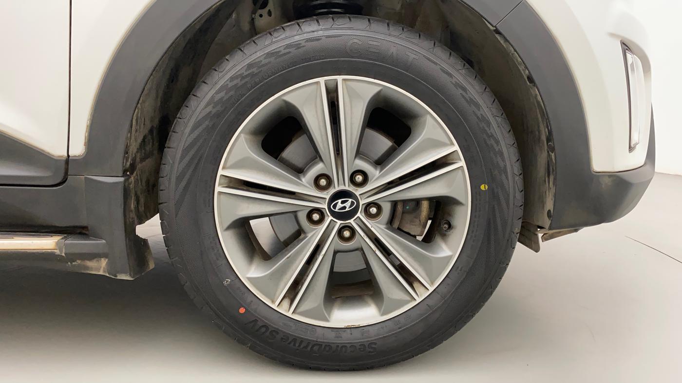 2017 Hyundai Creta SX PLUS AT 1.6 PETROL, Petrol, Automatic, 55,620 km, Right Front Wheel