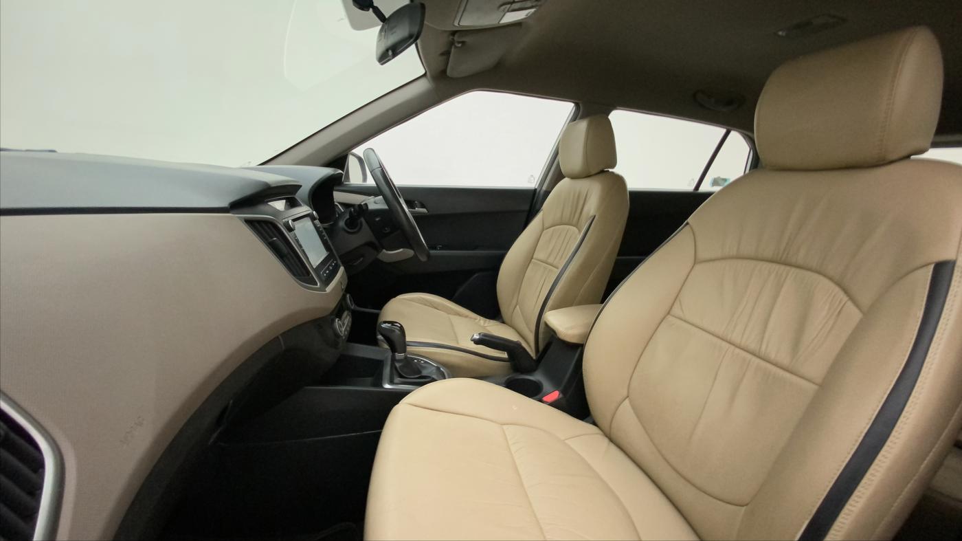 2017 Hyundai Creta SX PLUS AT 1.6 PETROL, Petrol, Automatic, 55,620 km, Right Side Front Door Cabin