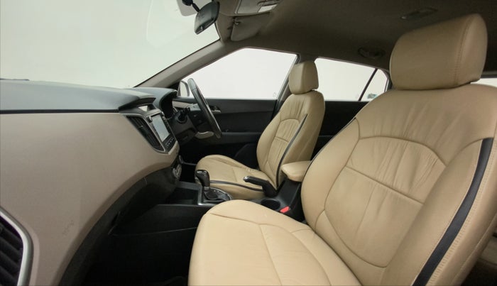 2017 Hyundai Creta SX PLUS AT 1.6 PETROL, Petrol, Automatic, 55,620 km, Right Side Front Door Cabin