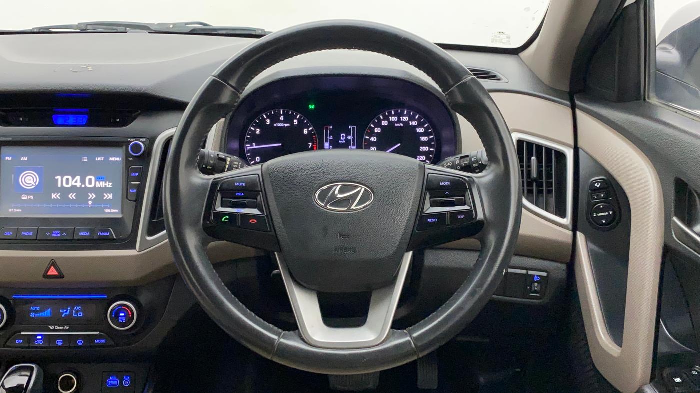 2017 Hyundai Creta SX PLUS AT 1.6 PETROL, Petrol, Automatic, 55,620 km, Steering Wheel Close Up