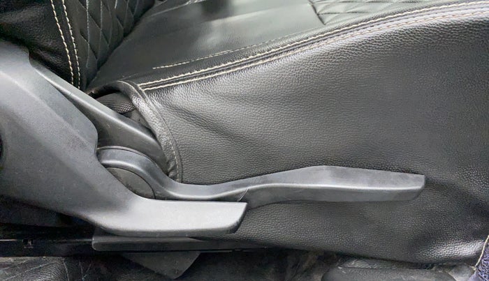 2019 Maruti Baleno ZETA DDIS 190, Diesel, Manual, 99,837 km, Driver Side Adjustment Panel