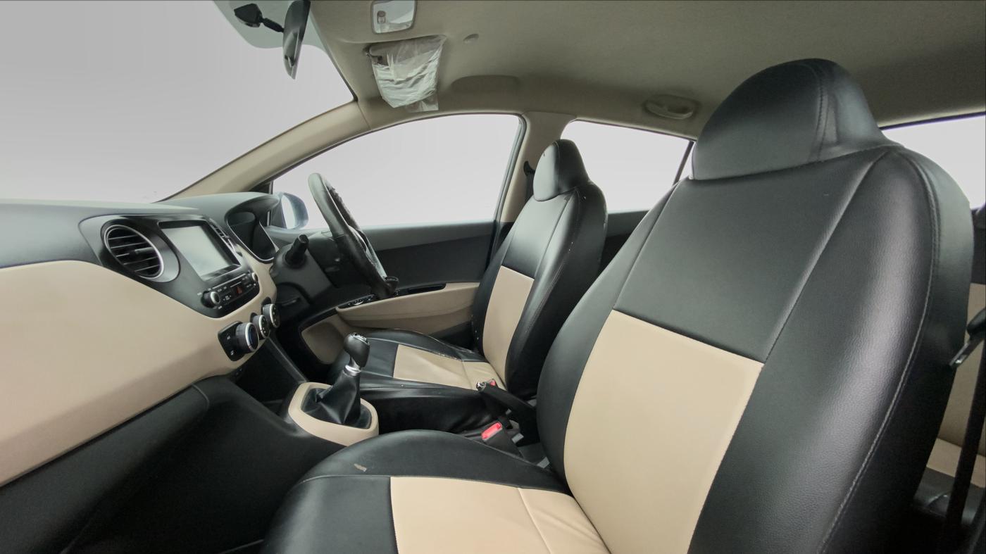 2019 Hyundai Grand i10 SPORTZ 1.2 KAPPA VTVT, Petrol, Manual, 38,624 km, Right Side Front Door Cabin
