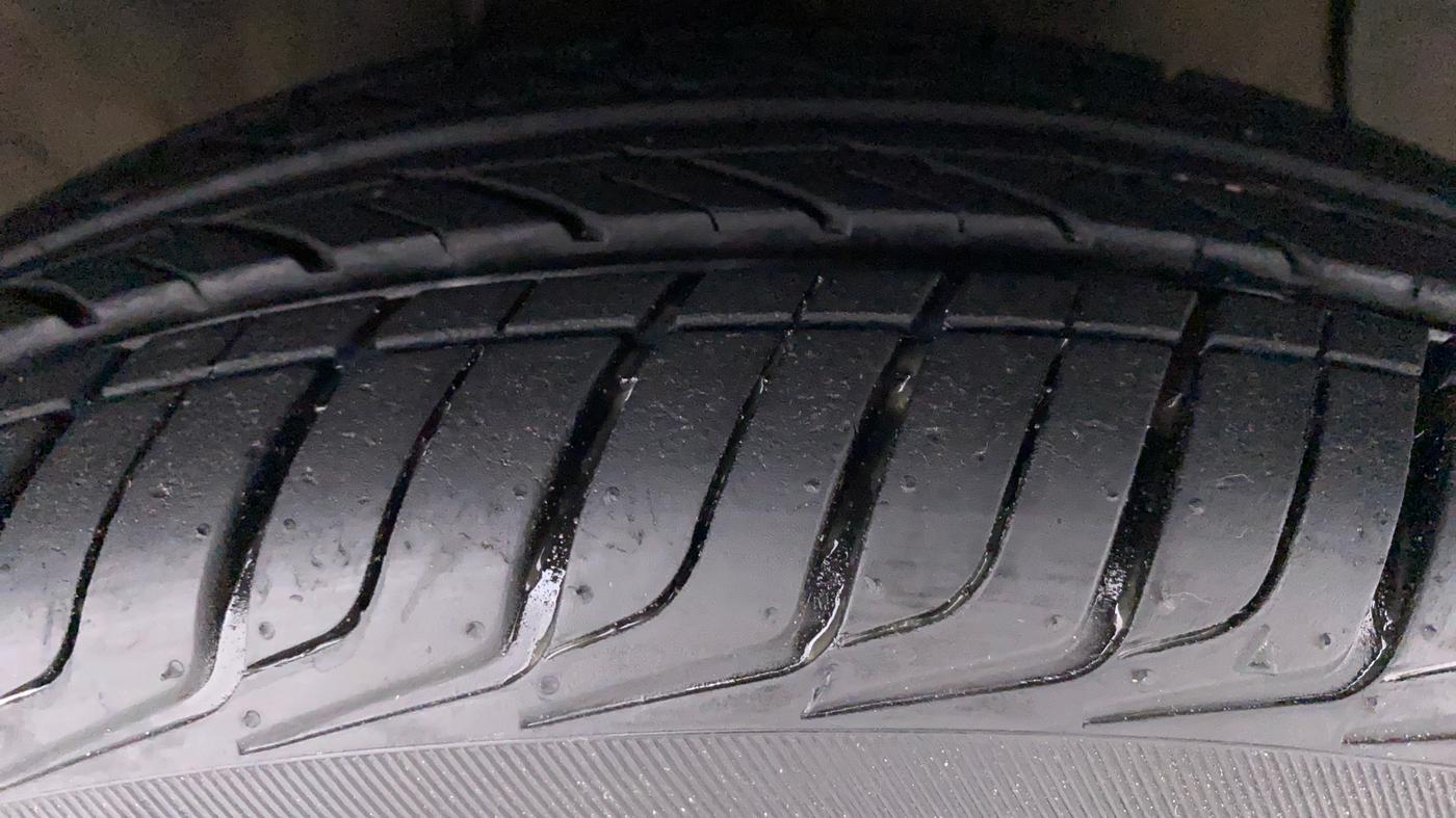 2019 Hyundai Grand i10 SPORTZ 1.2 KAPPA VTVT, Petrol, Manual, 38,624 km, Right Front Tyre Tread