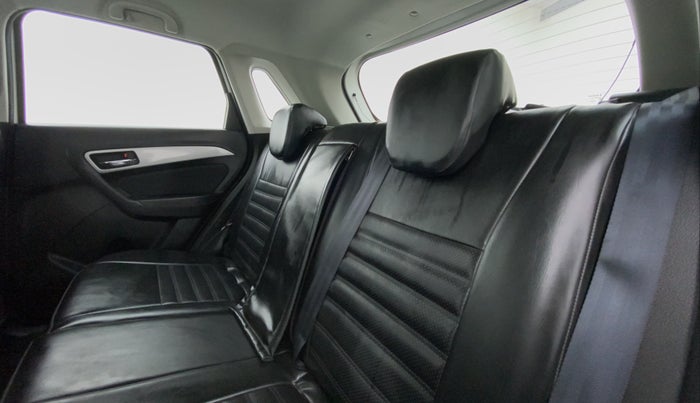 2020 Maruti Vitara Brezza ZXI, Petrol, Manual, 38,034 km, Right Side Rear Door Cabin
