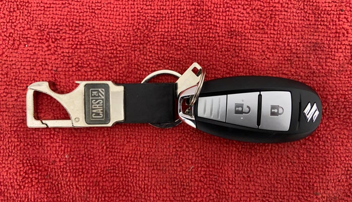 2020 Maruti Vitara Brezza ZXI, Petrol, Manual, 38,034 km, Key Close Up