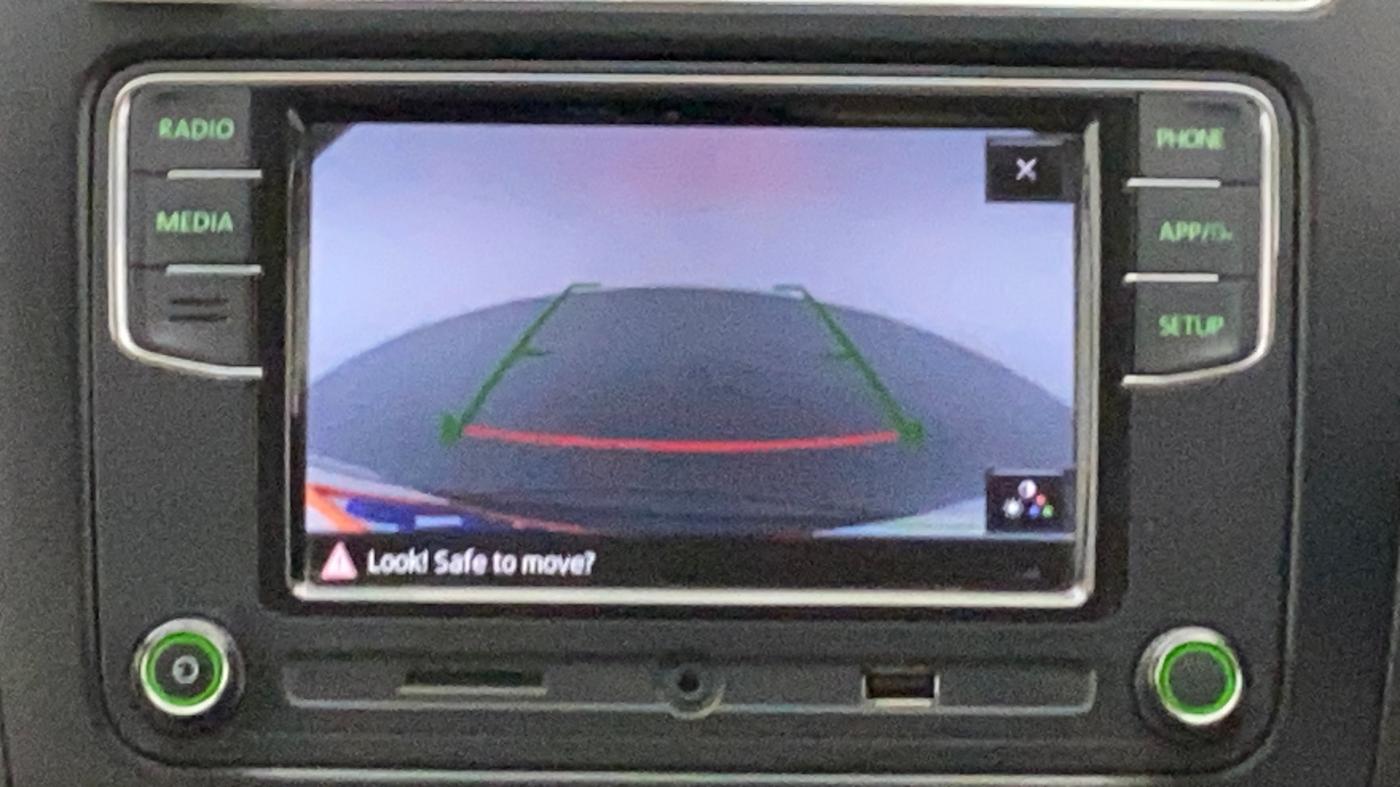 2018 Skoda Rapid AMBITION 1.6 MPI AT, Petrol, Automatic, 69,013 km, Parking Camera