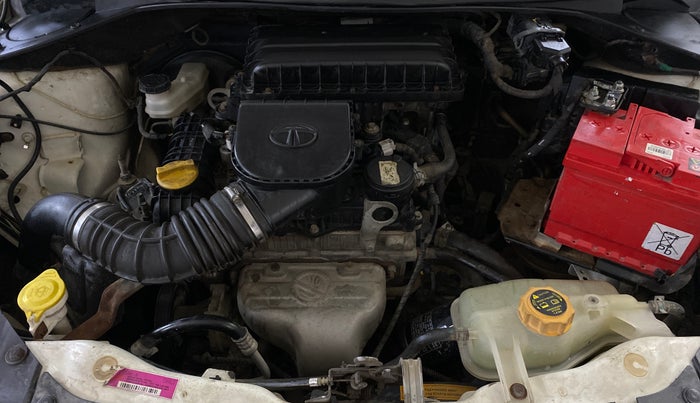 2018 Tata Tiago XT PETROL, Petrol, Manual, 32,574 km, Engine View