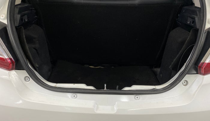 2018 Tata Tiago XT PETROL, Petrol, Manual, 32,574 km, Boot Inside