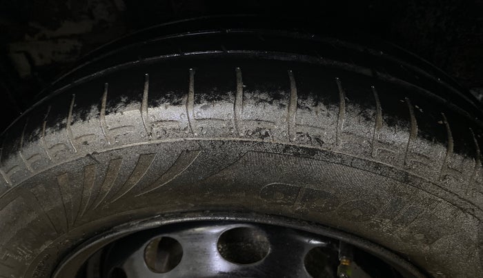 2018 Tata Tiago XT PETROL, Petrol, Manual, 32,574 km, Right Rear Tyre Tread