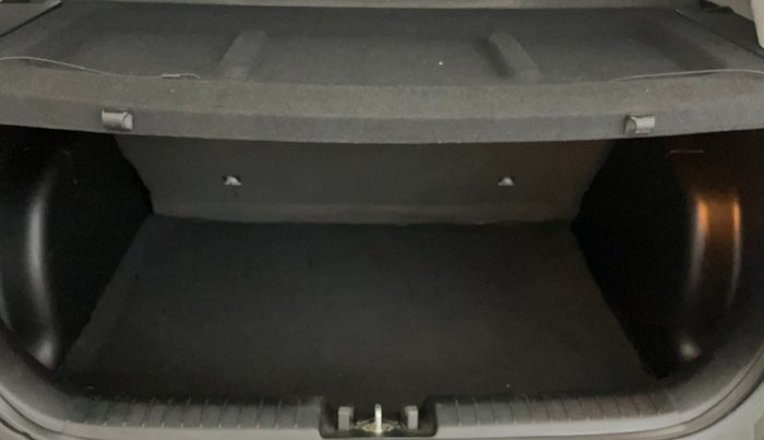 2019 Hyundai VENUE S 1.2, Petrol, Manual, 28,246 km, Boot Inside