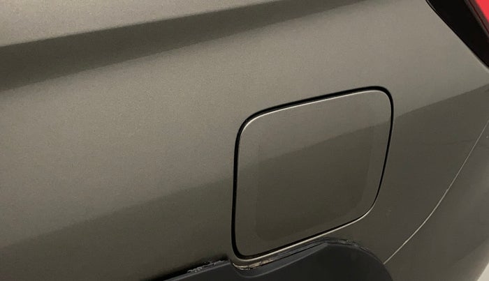 2021 Maruti XL6 ALPHA MT, Petrol, Manual, 48,445 km, Left quarter panel - Minor scratches