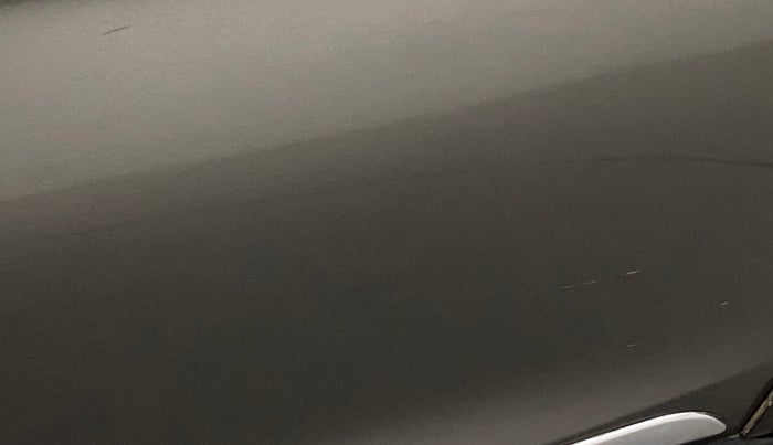 2021 Maruti XL6 ALPHA MT, Petrol, Manual, 48,445 km, Rear left door - Minor scratches
