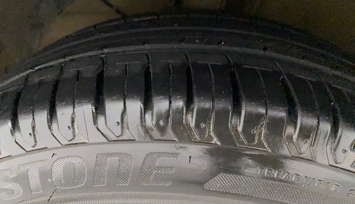 2021 Maruti XL6 ALPHA MT, Petrol, Manual, 48,445 km, Left Front Tyre Tread