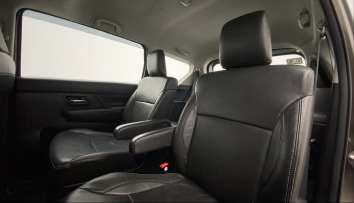 2021 Maruti XL6 ALPHA MT, Petrol, Manual, 48,445 km, Right Side Rear Door Cabin