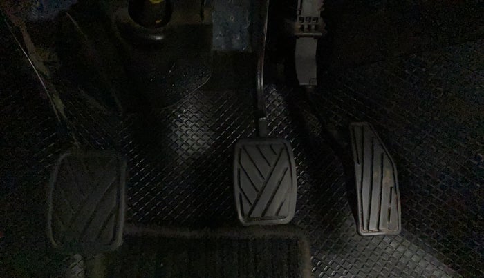 2021 Maruti XL6 ALPHA MT, Petrol, Manual, 48,445 km, Pedals
