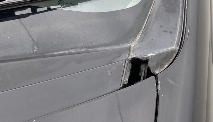 2010 Honda Jazz 1.2 BASE I VTEC, Petrol, Manual, 91,019 km, Bonnet (hood) - Cowl vent panel has minor damage