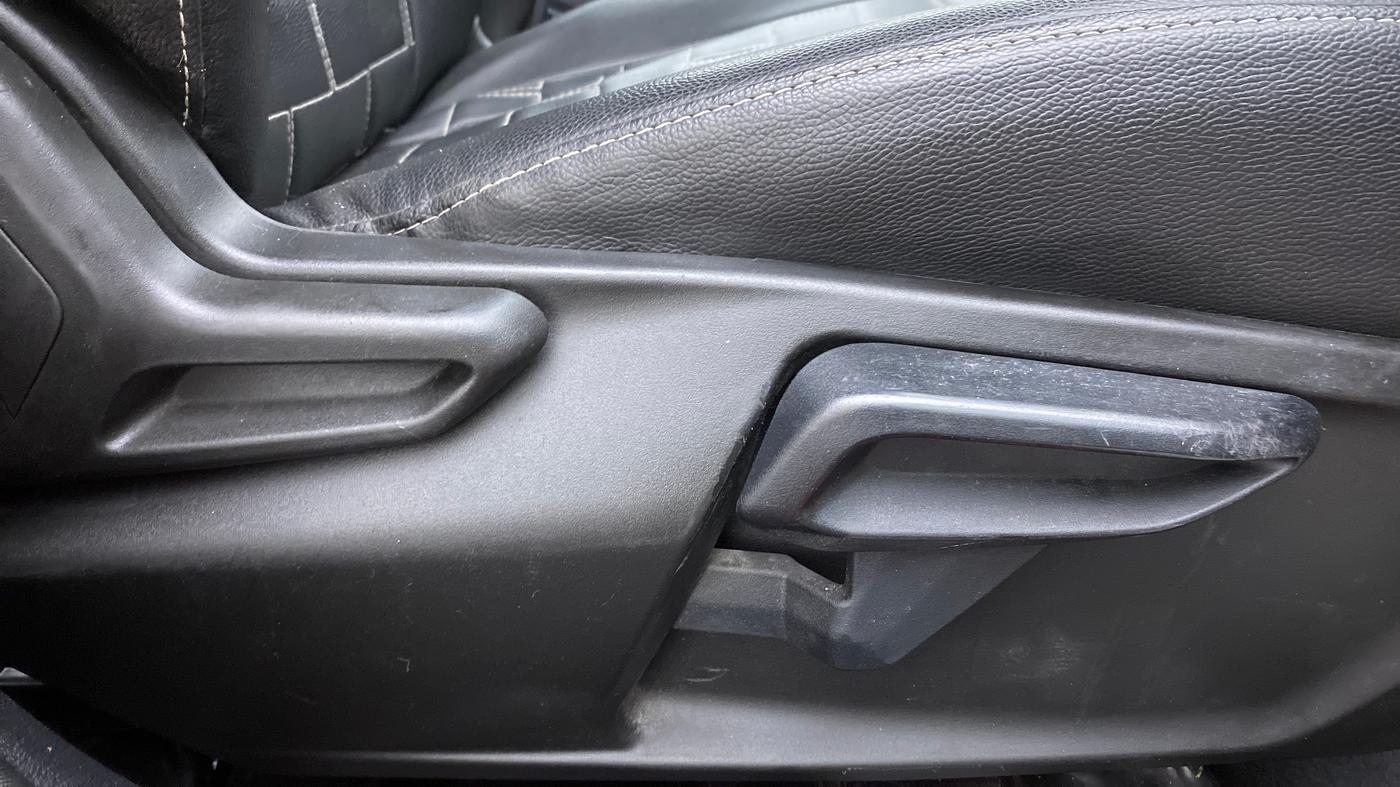 2021 Tata Tiago XZA PLUS PETROL, Petrol, Automatic, 50,187 km, Driver Side Adjustment Panel