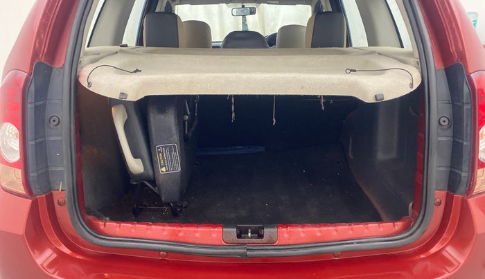 2015 Renault Duster 85 PS RXL DIESEL, Diesel, Manual, 1,18,559 km, Boot Inside