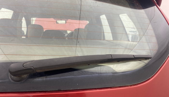 2015 Renault Duster 85 PS RXL DIESEL, Diesel, Manual, 1,18,559 km, Rear Wiper