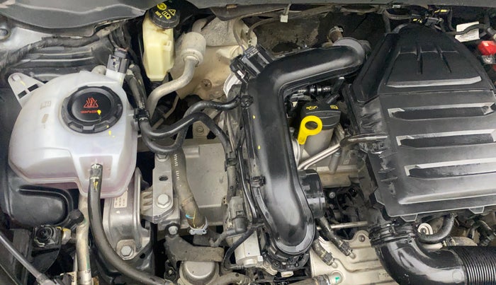 2022 Skoda KUSHAQ AMBITION 1.0L TSI MT, Petrol, Manual, 32,356 km, Engine View - Right