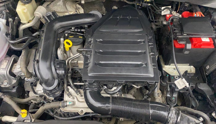 2022 Skoda KUSHAQ AMBITION 1.0L TSI MT, Petrol, Manual, 32,356 km, Engine View